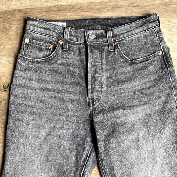 NWOT Levi’s Premium 501 button fly high rise mom jeans, Big E - Picture 5 of 15